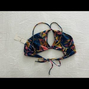 Skate Sophie top Anguilla